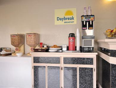 Days Inn By Wyndham Chowchilla Gateway To Yosemite Restoran gambar